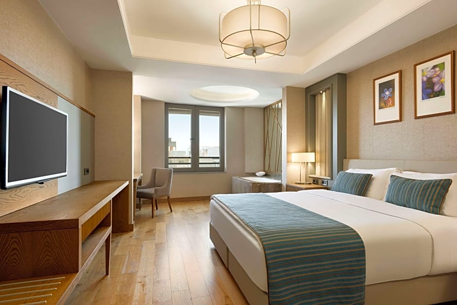 Ramada Hotel & Suites by Wyndham Adana