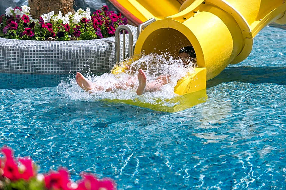 Hotel Oasis Park Splash