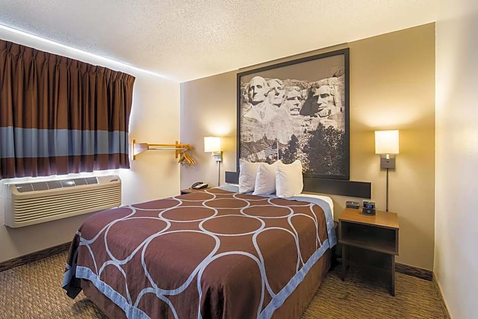 Super 8 by Wyndham Custer/Crazy Horse Area
