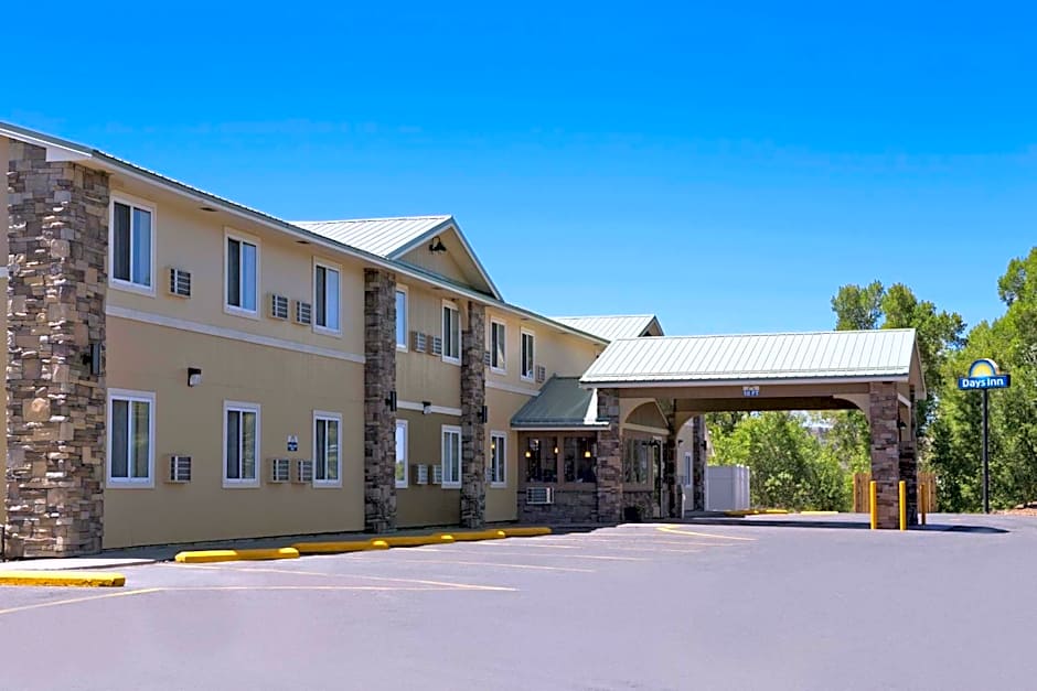 Days Inn & Suites by Wyndham Gunnison