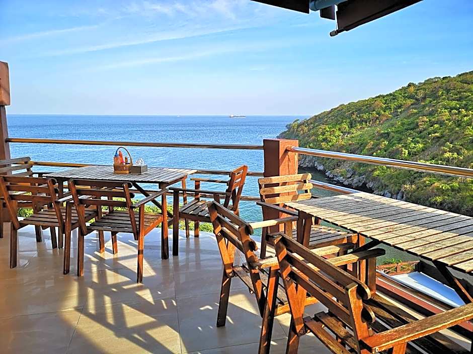 Yellow House Koh Sichang