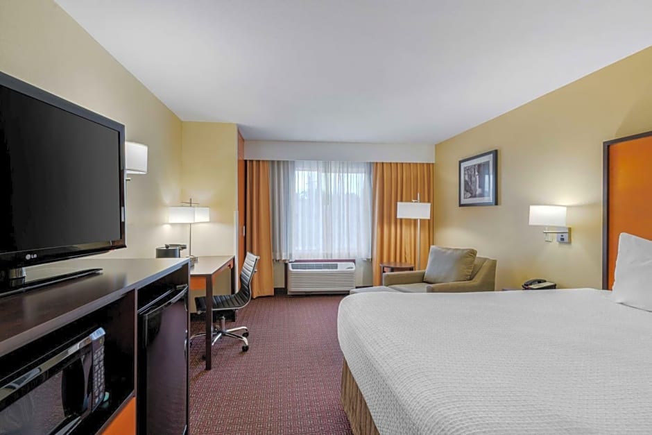 Best Western Cascade Inn & Suites