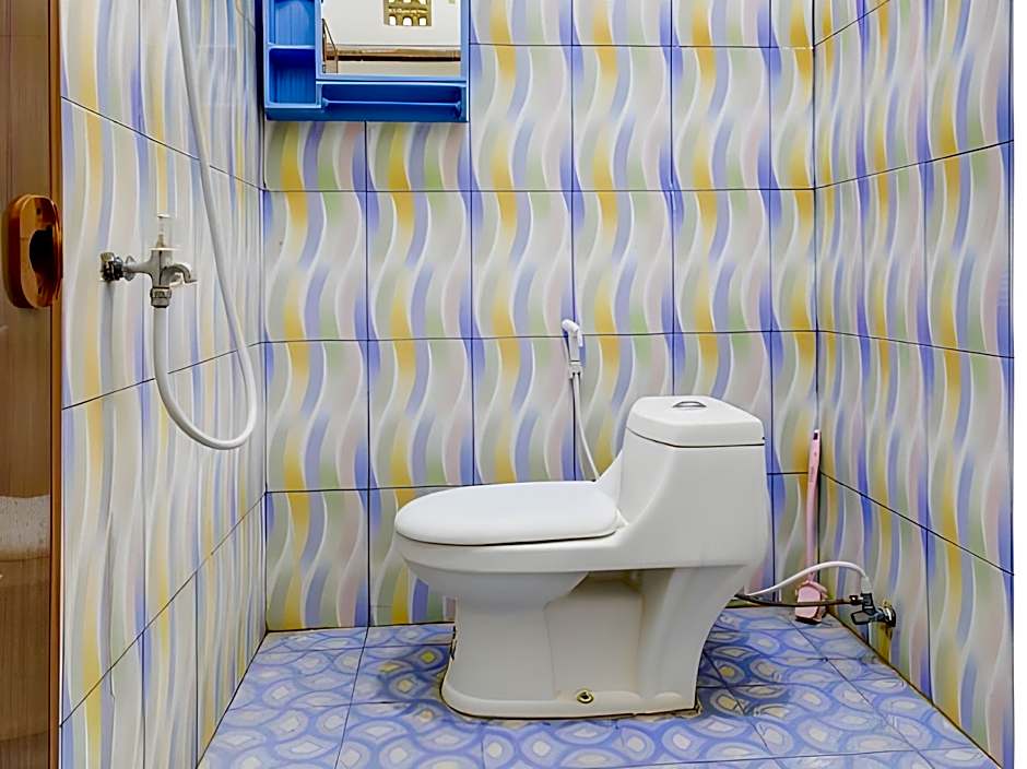 Hotel O Zeevanna Guest House Syariah