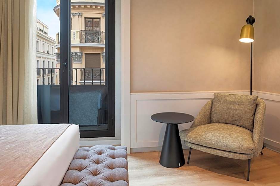 Catalonia Puerta Del Sol