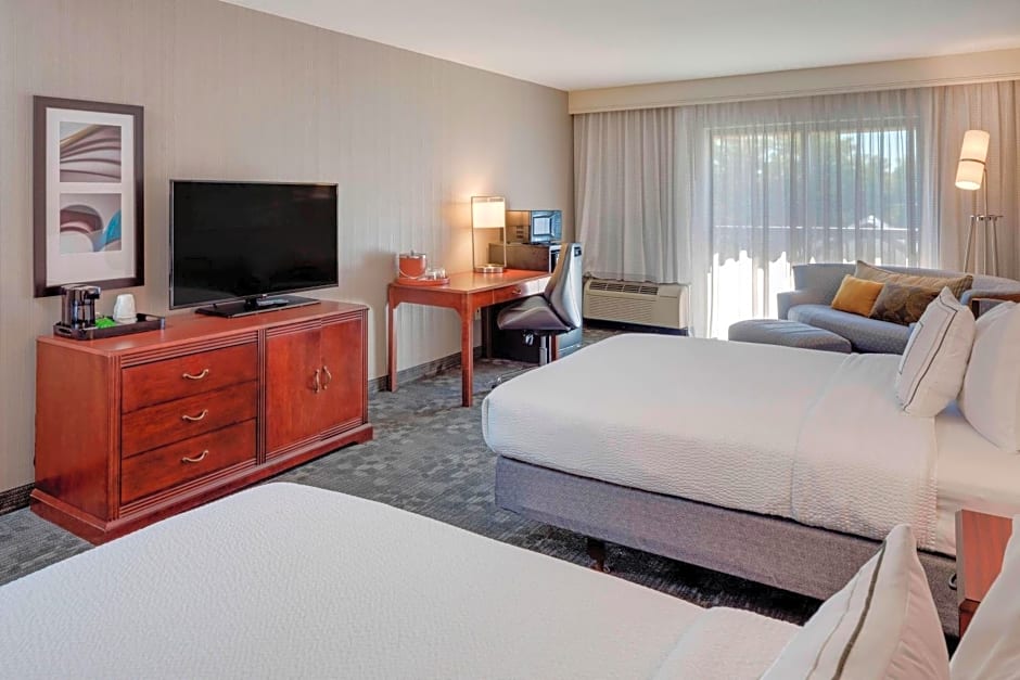 Courtyard by Marriot Cranbury South Brunswick