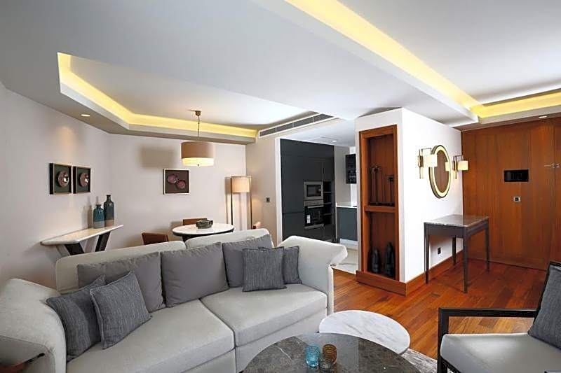 Mare Deluxe Residences  & Villas