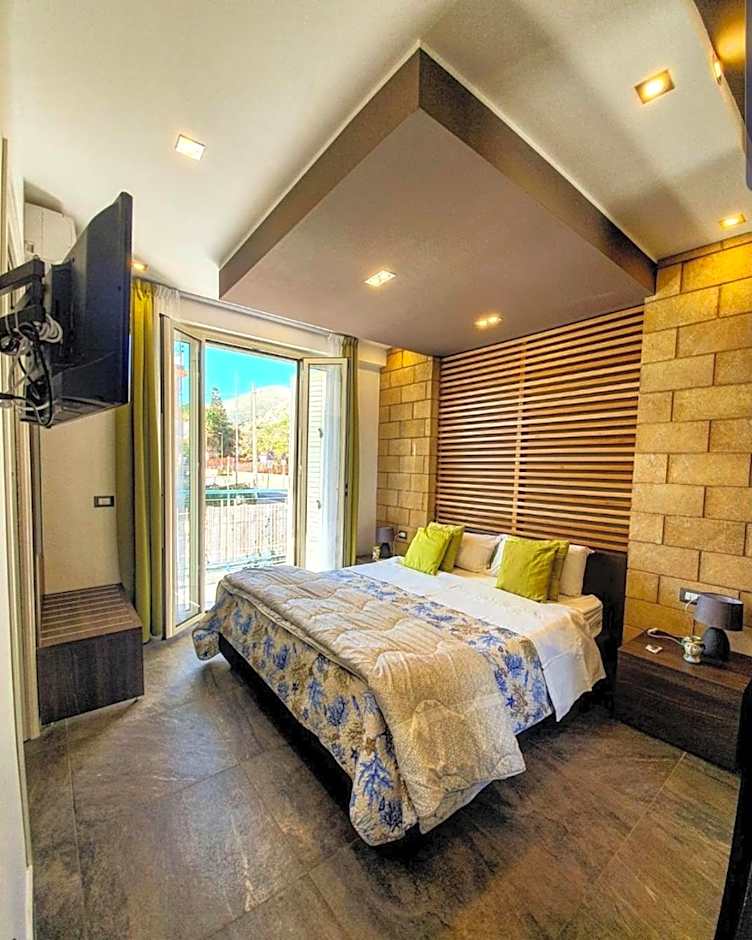 Mongibello Palace B&B