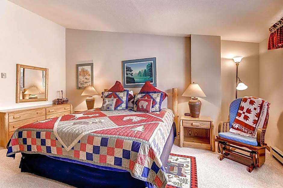 Seasons at Avon, A Vail Resorts Property