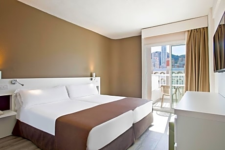 Sol Pelicanos Room