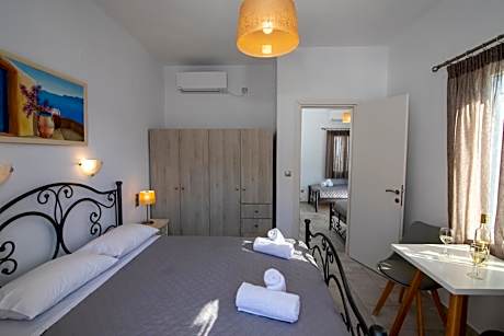 Quadruple Room with Sea View