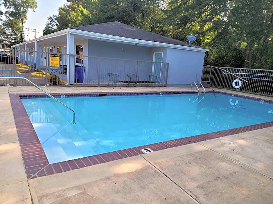 Super 8 by Wyndham Arkadelphia Caddo Valley Area