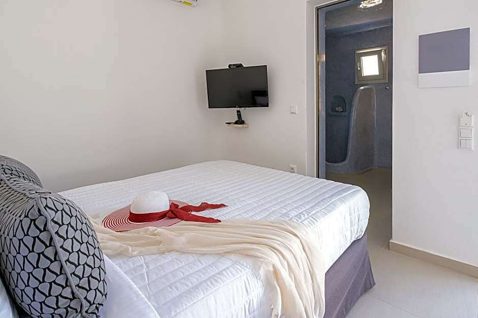 Santoterra Antigua Suites