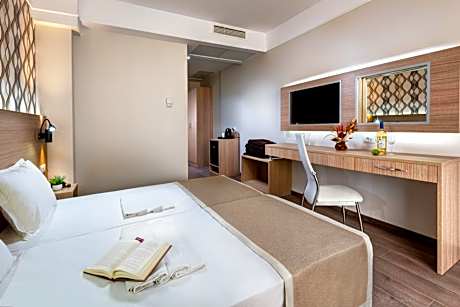 Double or Twin Room with Balcony (2 Adults)