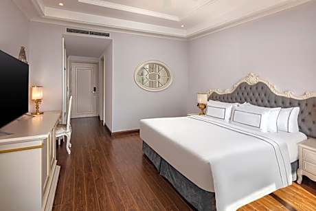 Deluxe Room with River View