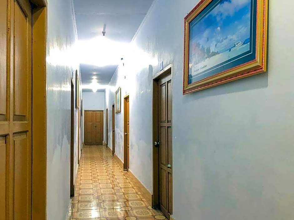 RedDoorz Syariah at Hotel Baruga Bonerate Selayar