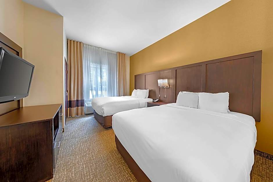 Comfort Suites Ontario Convention Center