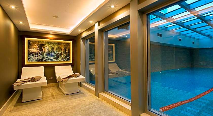 Dedeman Bostanci Istanbul Hotel & Convention Center