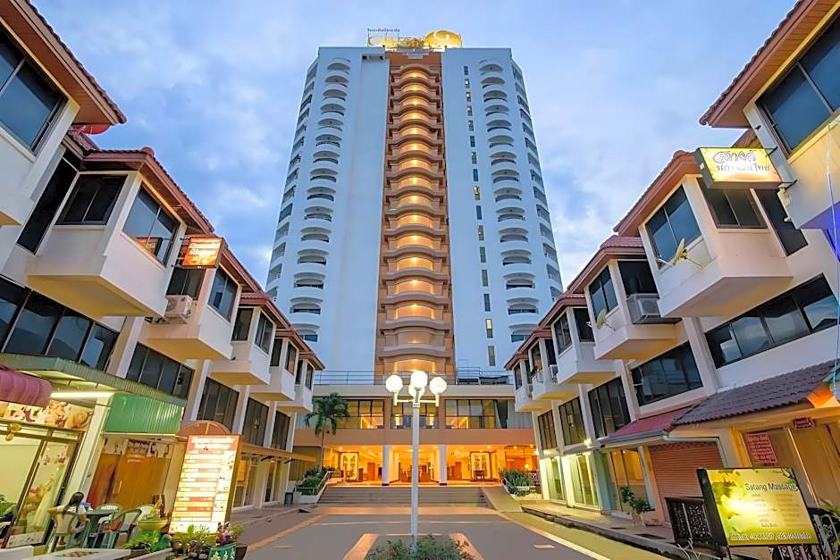 Golden Beach Cha-Am Hotel