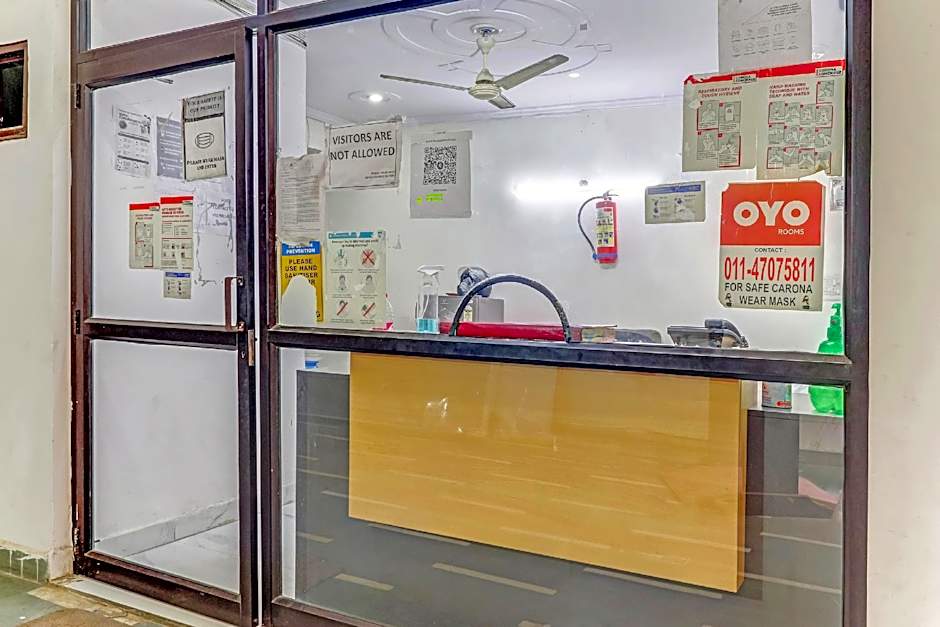Hotel Cozy Stay by Oyo – Delhi, NY