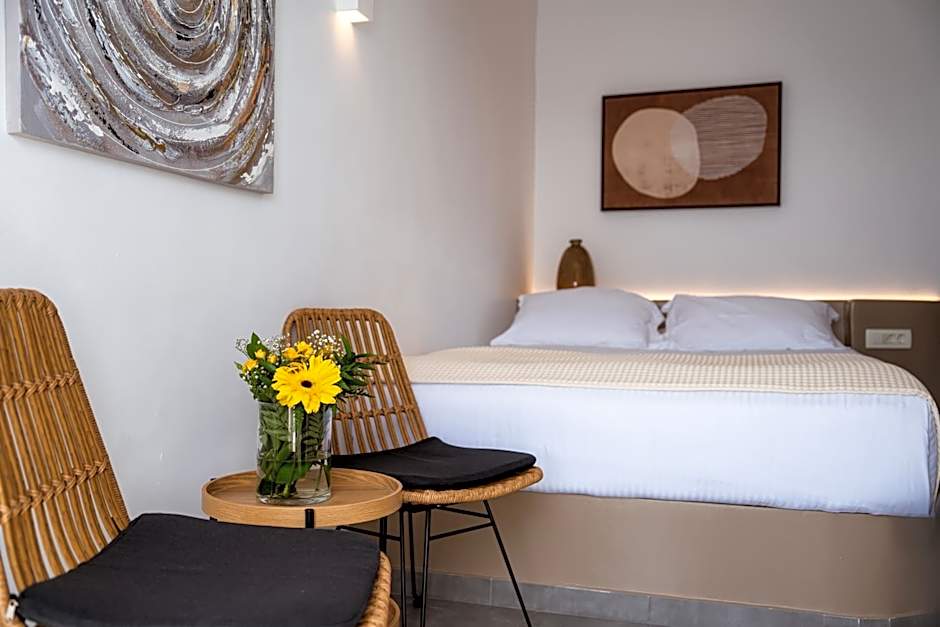 Mardanza Krokos Suites