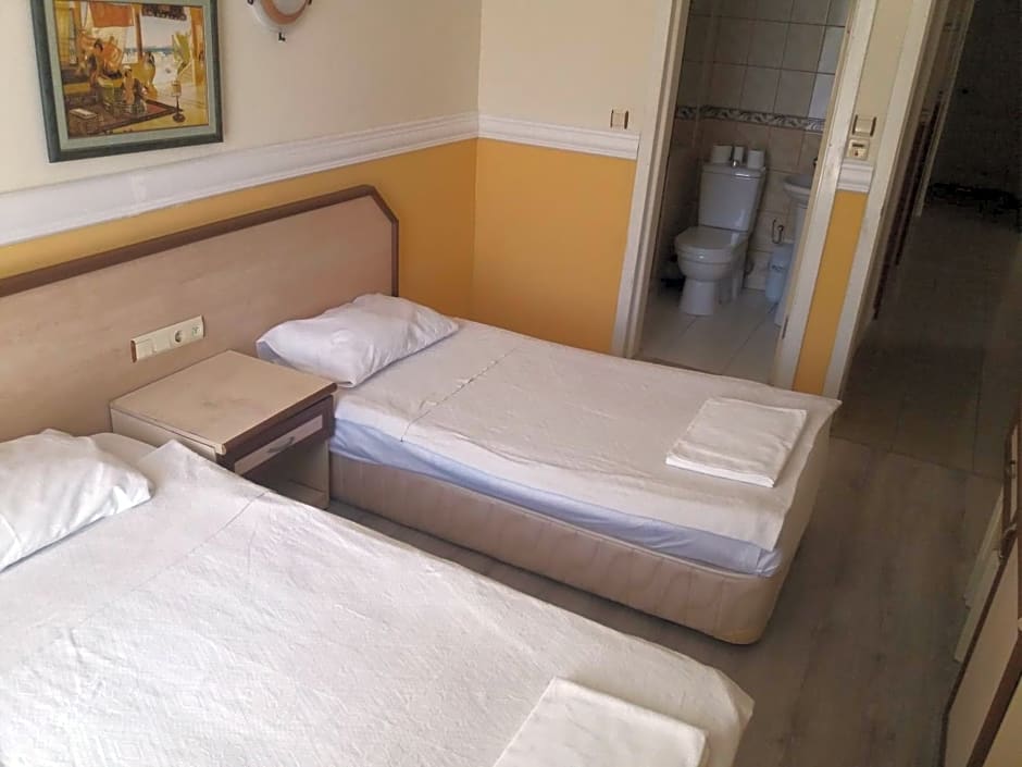 Kleopatra Bebek Hotel