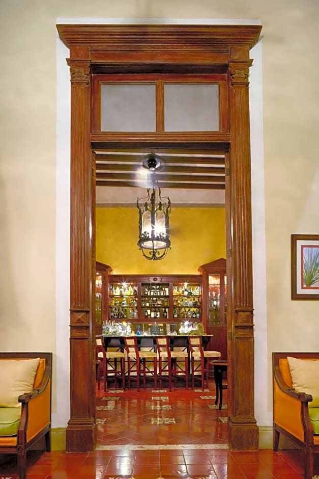 Casa Lecanda Boutique Hotel