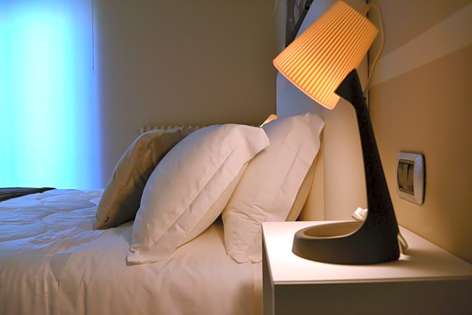 MR Living Bed & Breakfast