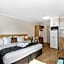 Castle Crest Motel