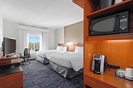 Double Queen Room