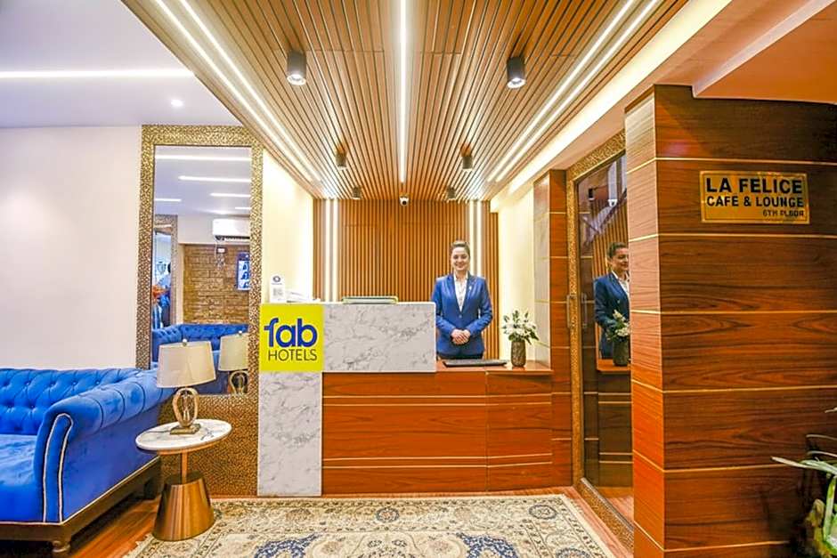 FabHotel Lake View Topsia - China Town