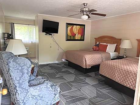 Standard Queen Room