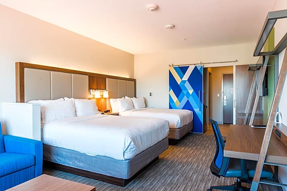Holiday Inn Express & Suites Madison By IHG