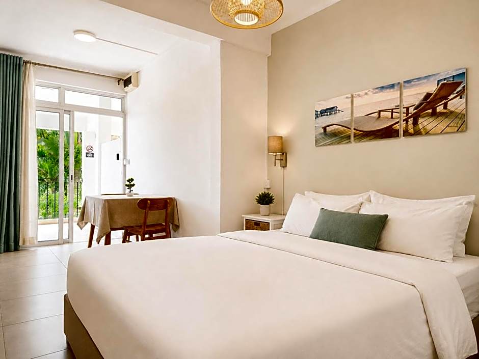 La Perla Holiday Apartments