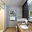Courtyard by Marriott Boston Copley Square