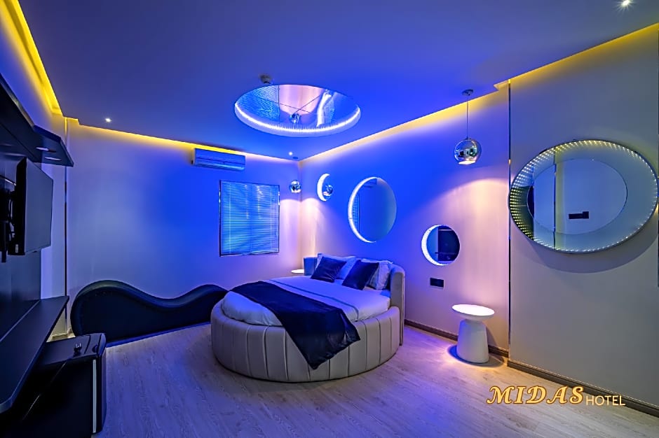Midas Hotel