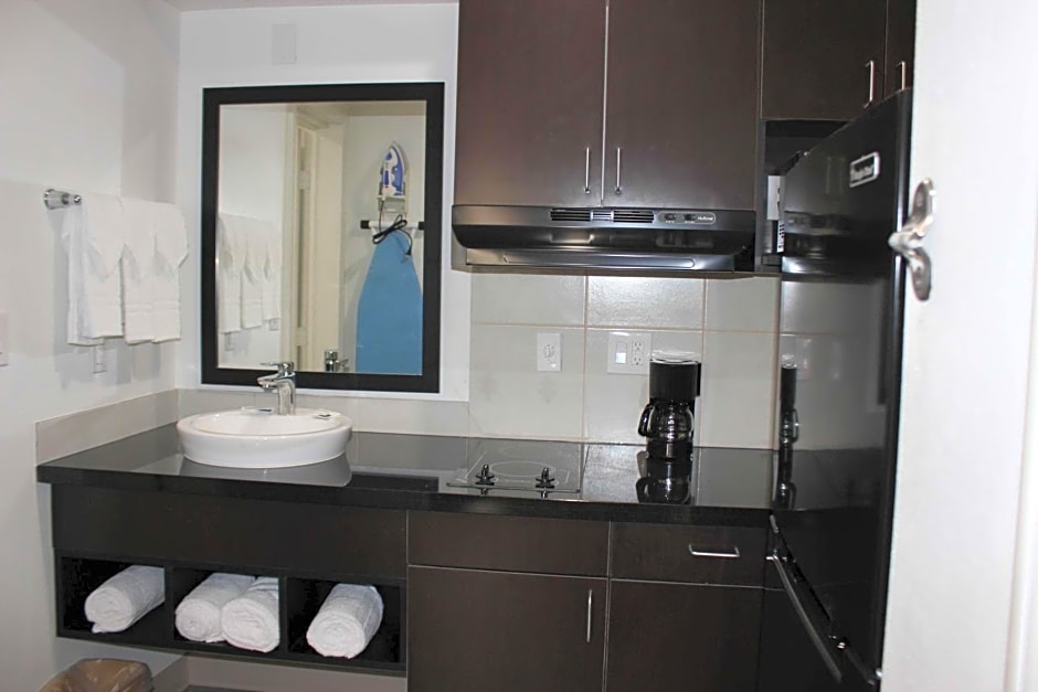 Studio 6 Houston, TX - East – Houston, TX