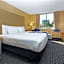 La Quinta Inn & Suites by Wyndham West Palm Beach Airport