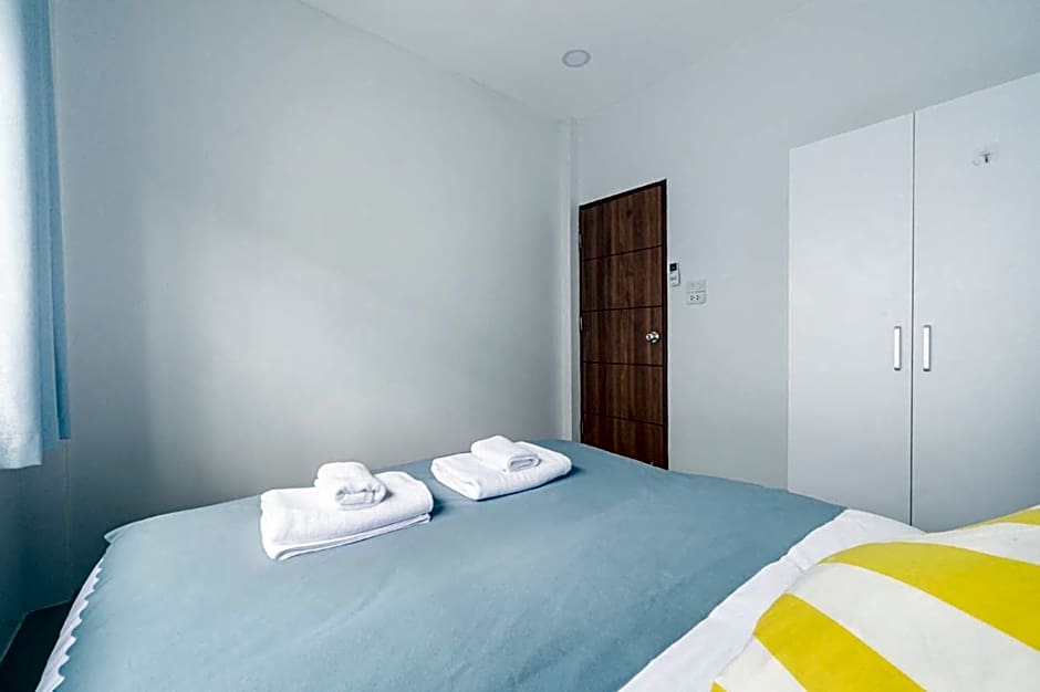 MIQ HK111-4BR Home Ratchada-Huaykwang 14PAX