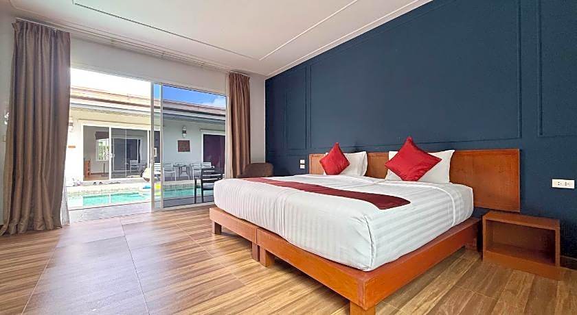 Phuket La Siesta, Naiharn Beach