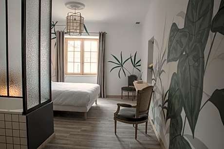 Double Room with Private Bathroom