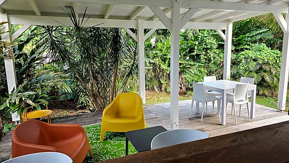 Habitation Villa Les Cassias