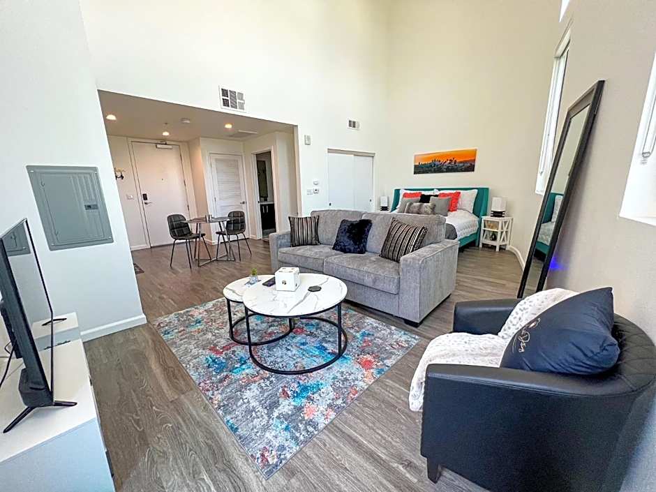 Downtown Los Angeles Skyline balcony view Modern Penthouse