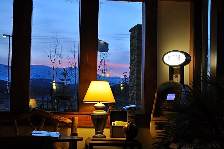 A Riverside Inn Travelodge by Wyndham