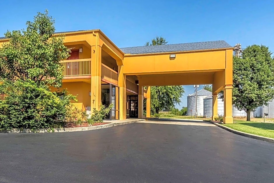 Quality Inn Charleston I-57