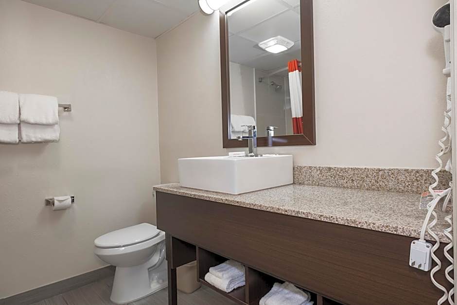 Red Roof PLUS+ Poughkeepsie