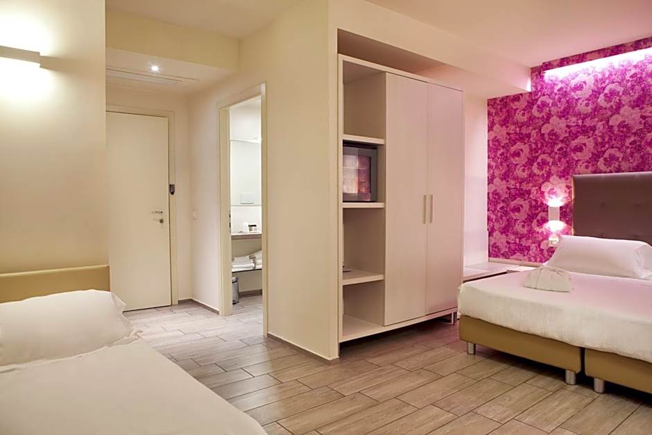 L'Hotel