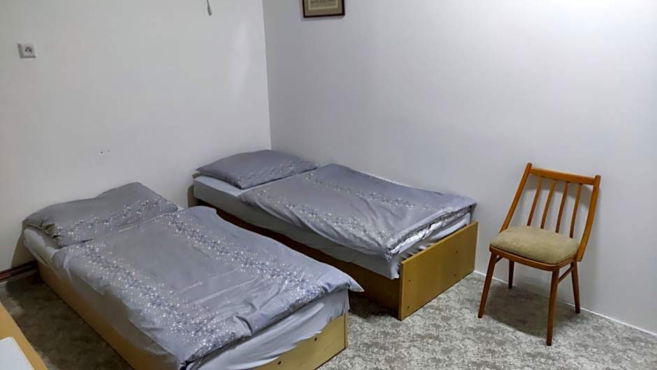 Nároďák Jaroměř ,UBYTOVÁNÍ