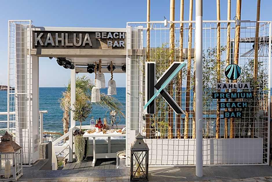 Kahlua Hotel & Suites