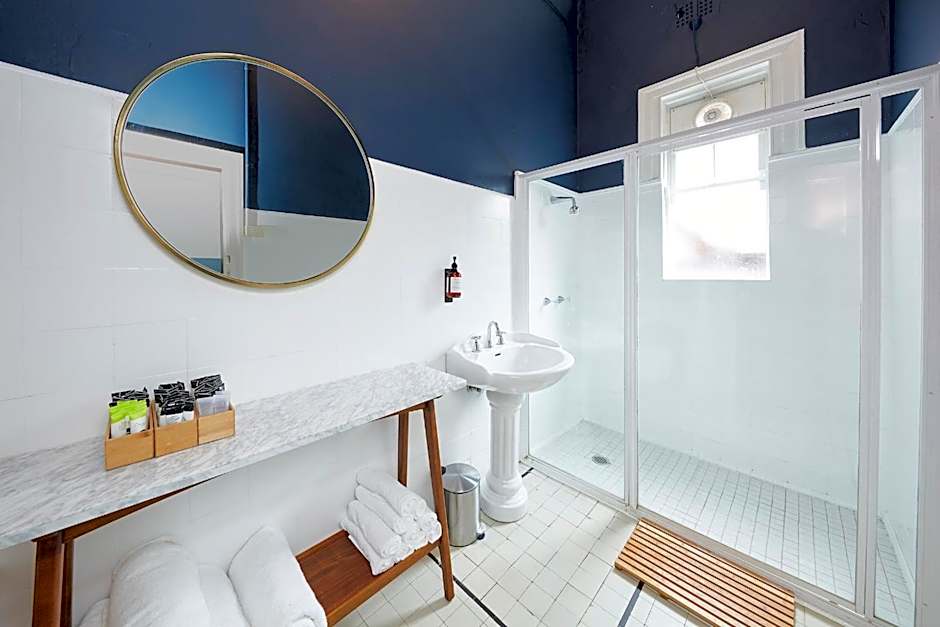 Bridgeview Hotel Willoughby