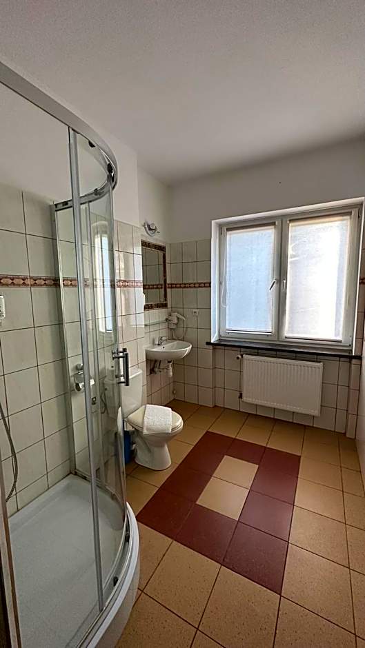 Lezzet PG B&B &TurkishRestaurant